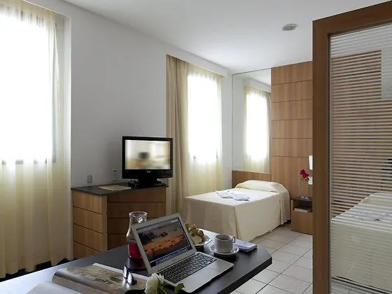 Quality Hotel & Suites Morrison'S I Cork 3*,  Irlande